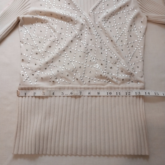 WR Size 6 Silk Blend Studded Faux Wrap Cream Long Sleeve Sweater - Picture 12 of 15